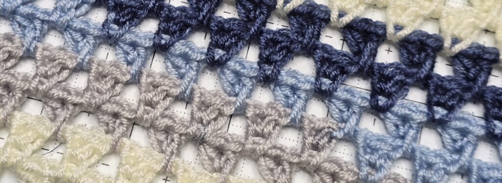 a closer look of the half-diamond stitch