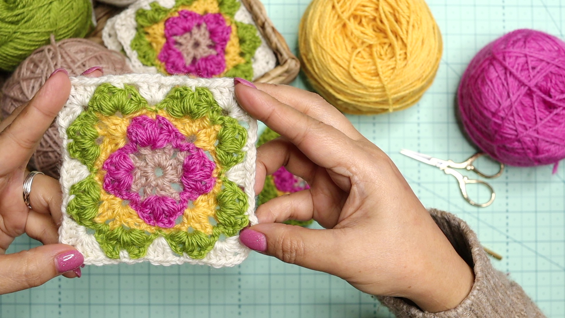 Lotus Shell Granny Square Featured