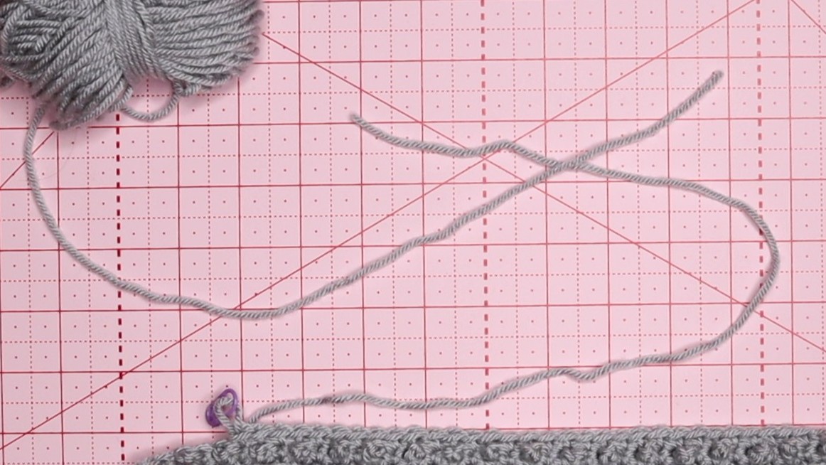 Surgeon's knot step 2