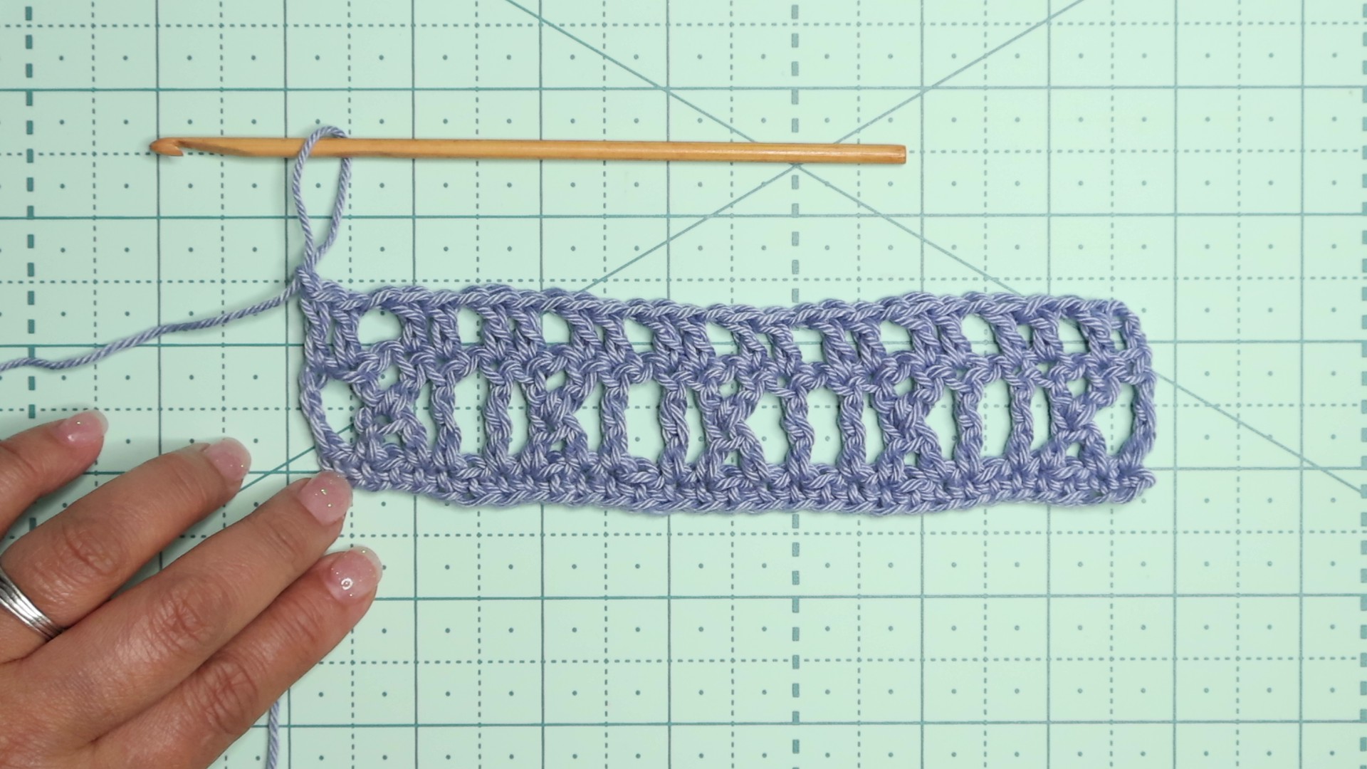 Osiris lace stitch row 3