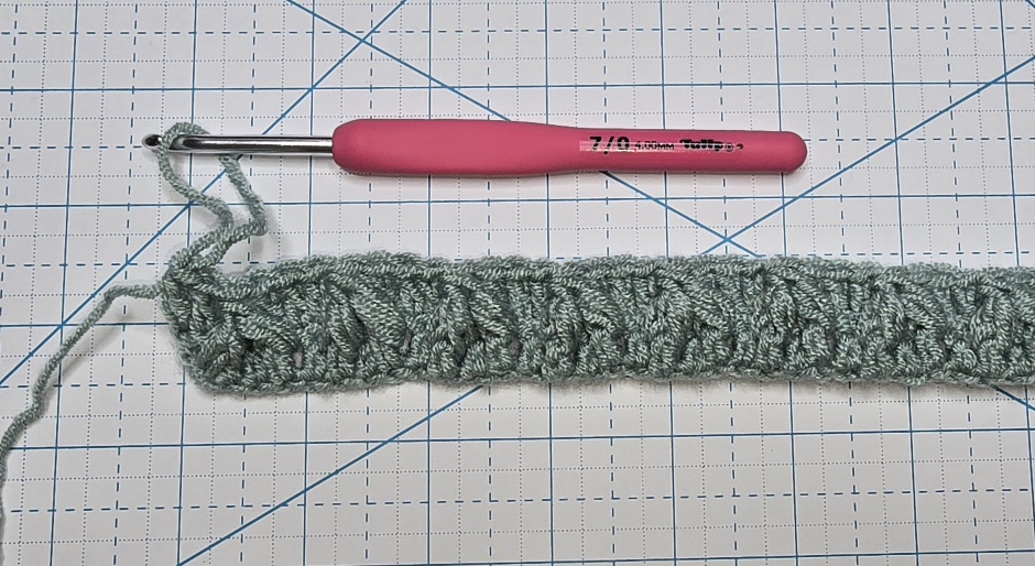 Leafhopper stitch row 2