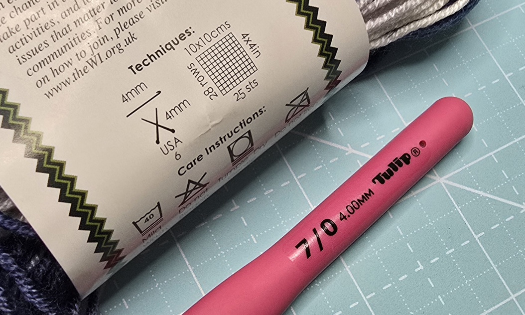 Cwb Matching Yarn And Crochet Hook