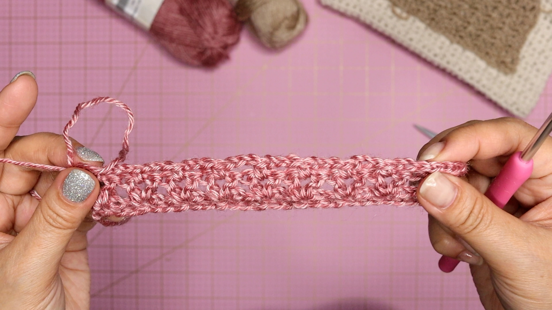 Floating V-stitch row 3