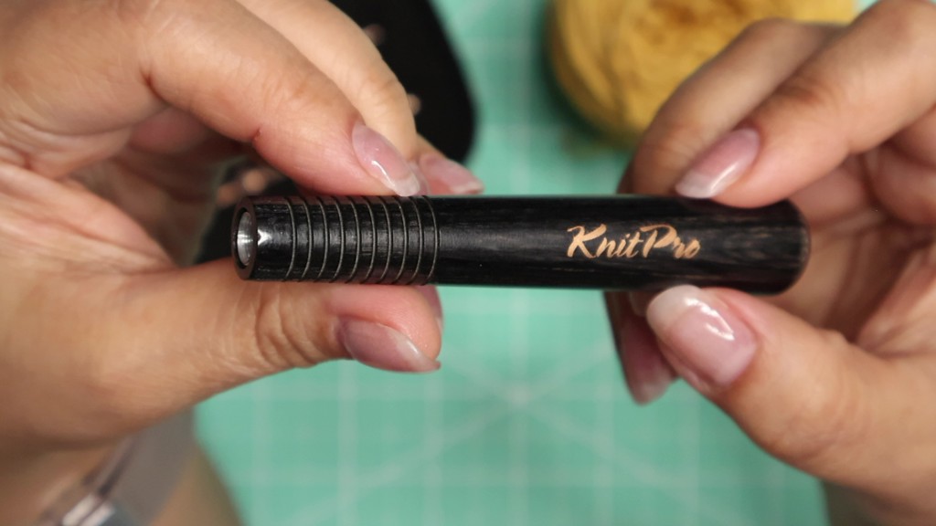 Cwb Knitpro Oasis Interchangeable Crochet Hook Starter Set With Wooden Handle Onyx